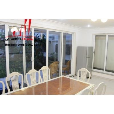 cần cho thuê biệt thự khu combound him lam phổ quang , quận tân bình, giá cho thuê:3500$/tháng