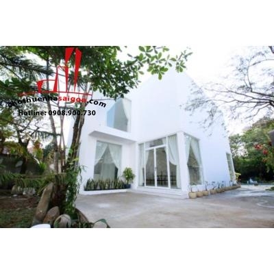 Cho thuê villa compound có hồ bơi đường Trần Não, quận 2, thiết kế hiện đại: 22. triệu/tháng