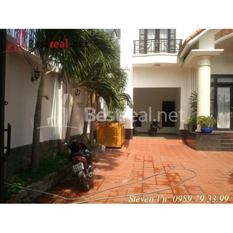 Cho thuê Villa quận 2, Thảo Điền , giá 2500$
