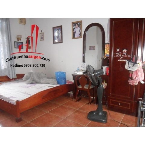 Cho thuê nhà Quận Bình Thạnh, hẻm xe tải đường Ung Văn Khiêm. Giá : 1.500 usd/tháng.