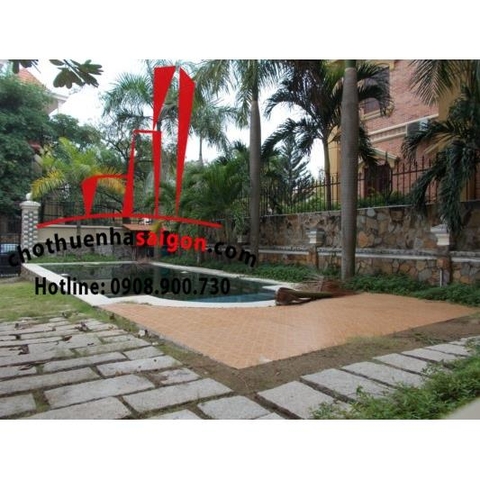 Cho thuê Villa quận 2, khu compound Thảo Điền, giá 4000$