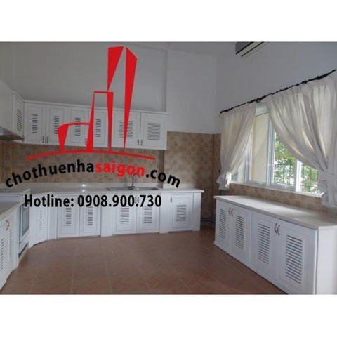 Cho thuê Villa quận 2, khu compound Thảo Điền, giá 4000$