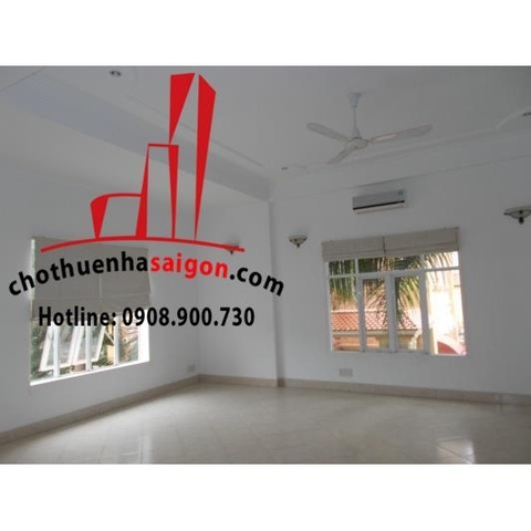 Cho thuê Villa quận 2, khu compound Thảo Điền, giá 4000$