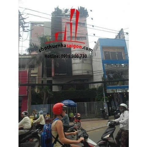 cho thuê nhà nguyên căn quận 3, đường cách mạng tháng 8, giá 6000$.