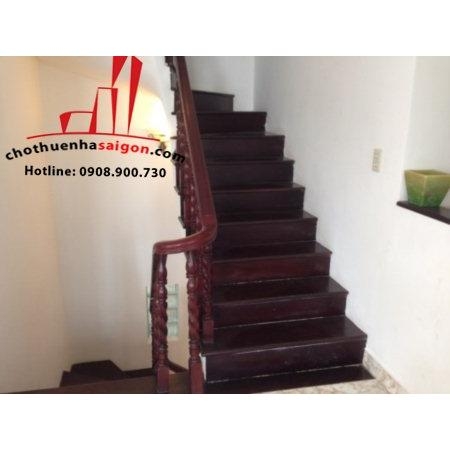 cho thuê biệt thự quận bình thạnh, đường điện biên phủ, p17,giá 1500$/tháng