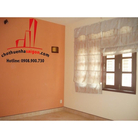 Cho thuê Villa Quận 2, khu Thảo Điền, giá 1500$