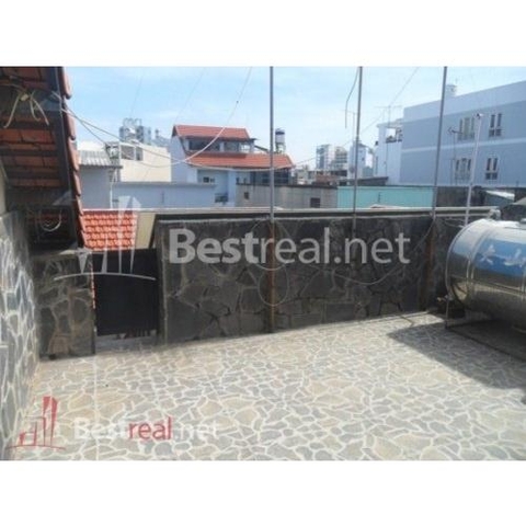 Cho thuê villa Quận Phú Nhuận, hẻm xe hơi Đường Trương Quốc Dung. Giá : 2.500 usd/tháng