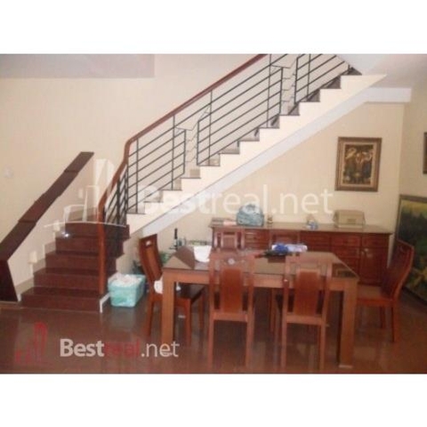 Cho thuê villa Quận Phú Nhuận, hẻm xe hơi Đường Trương Quốc Dung. Giá : 2.500 usd/tháng