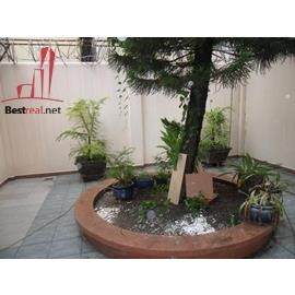 Cho thuê Villa quận Tân Bình, đường Lê Trung Nghĩa, phường 12, quận Tân Bình, Giá: 1600 USD