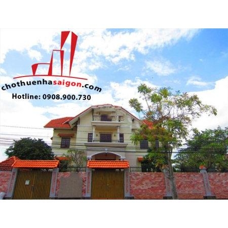 cho thuê biệt thự nguyên căn quận 2, đường nguyễn văn hưởng giá 4000$