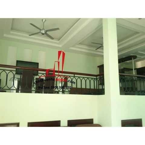 cho thuê biệt thự quận 2, đường nguyễn văn hưởng giá 1500$