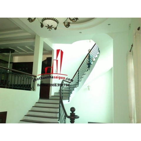 cho thuê biệt thự quận 2, đường nguyễn văn hưởng giá 1500$