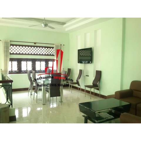 cho thuê biệt thự quận 2, đường nguyễn văn hưởng giá 1500$