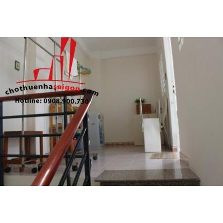 cần cho thuê nhà nguyên căn đường hoàng hòa thám quận bình thạnh