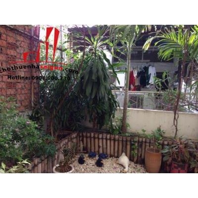 cho thuê nhà nguyên căn hẽm đường lê thánh tôn, quận 1, giá 1350$/tháng