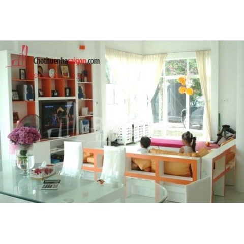 Cho thuê Villa quận 2, đường Trần Não giá 1500$