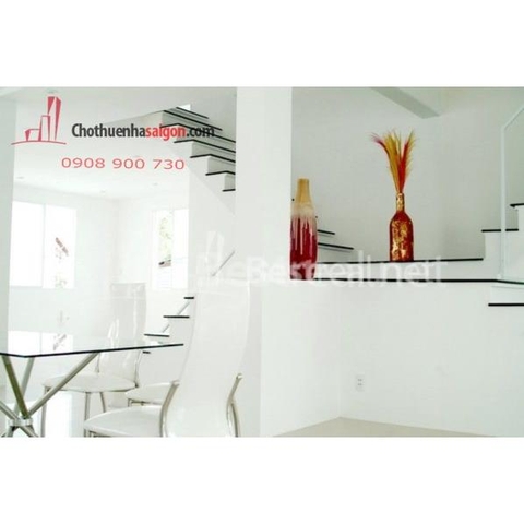 Cho thuê Villa quận 2, đường Trần Não giá 1500$