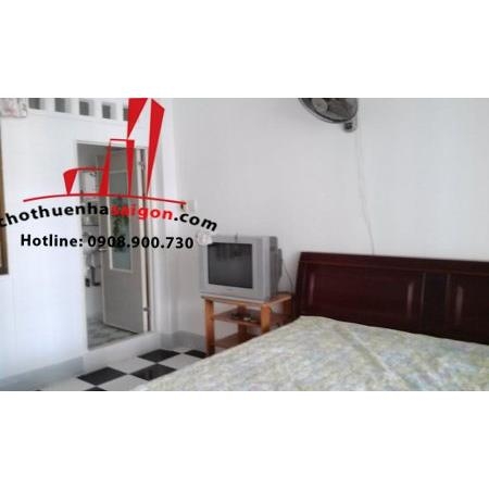 cho thuê nhà nguyên căn đường lê thánh tôn, quận 1