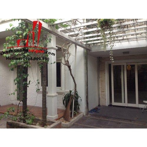 cần cho thuê gấp biệt thự ngay trung tâm quận 3,đường nam kỳ khởi nghĩa