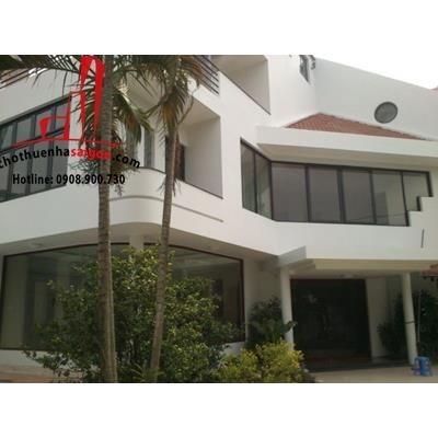 cho thuê biệt thự mặt tiền đường xuân thủy, phường thảo điền quận 2, giá cho thuê :3800$/tháng
