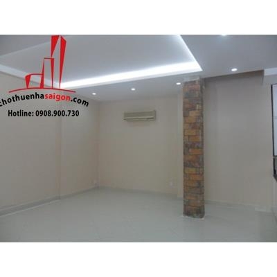 cho thuê biệt thự mặt tiền đường xuân thủy, phường thảo điền quận 2, giá cho thuê :3800$/tháng