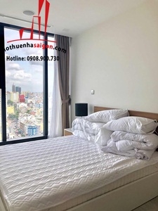 cho thuê căn hô cao cấp Golden River (Vinhomes Bason), 2 phòng ngủ, full nội thất , giá 1100$, bao phí quản lý