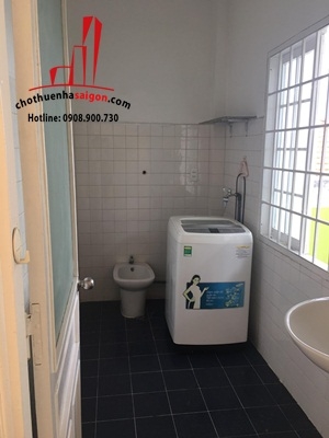cho thuê nhà quận bình thạnh, đường hẽm nguyễn cửu vân, giá cho thuê:1800$/tháng