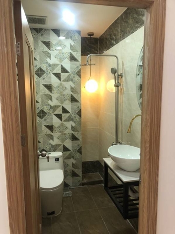 cho thuê nhà quận phú nhuận, đường trần hữu trang giá 39tr/tháng