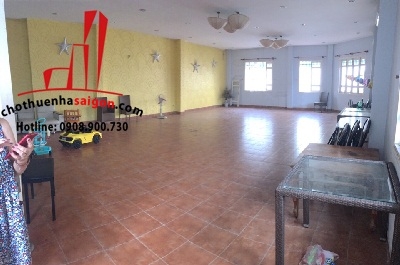 cho thuê nhà nguyên căn hẽm đường nguyễn cửu vân, p17, quận bình thạnh, giá cho thuê:40tr/tháng