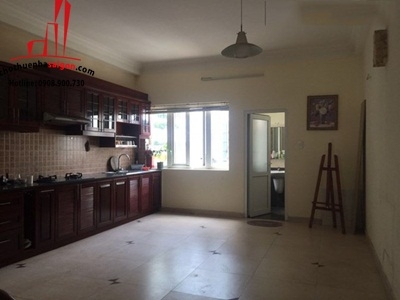 cho thuê nhà quận quận 2, đường nguyễn văn cừ giá cho thuê:1700$/tháng