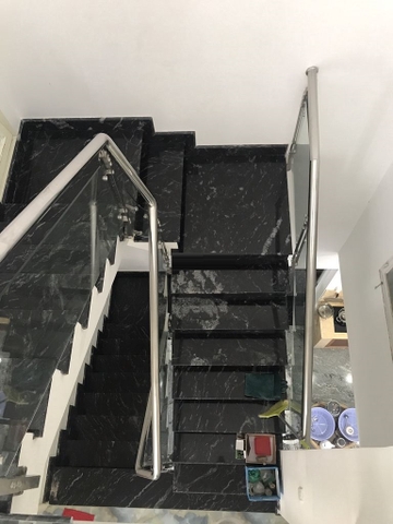 cho thuê biệt thự quận 1, đường nguyễn thành ý giá 130tr/tháng