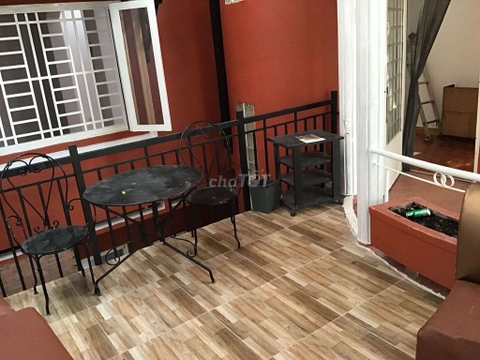 cho thuê villa đường huỳnh van bánh quận phú nhuận giá 40tr/tháng