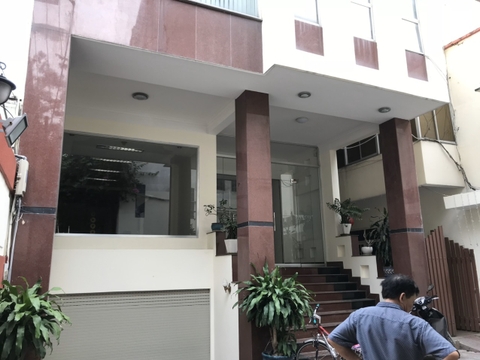 cho thuê nhà mặt tiền thụt đường nguyễn đình chiểu quận 1, giá 8000$/tháng