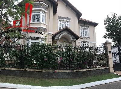 cần cho thuê villa khu combound phú nhuận 1 phường thảo điền quận 2, giá cho thuê:5500$/tháng