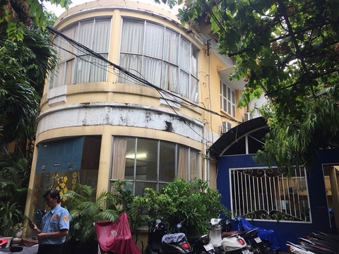 cho thuê villa mặt tiền thụt đường lý chính thắng quận 3 giá 180tr/tháng