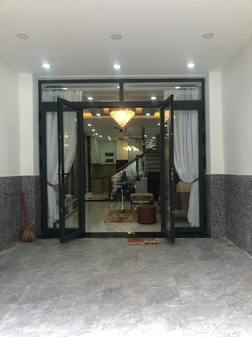 cho thuê nhà quận phú nhuận, đường trần hữu trang giá 39tr/tháng