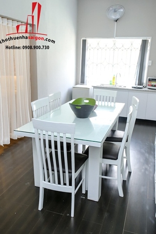 cần cho thuê căn hộ servid apment đường nguyễn cửu vân, p 17, quận binh thạnh
