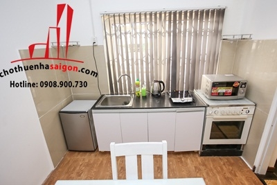 cần cho thuê biệt thự nguyên căn đường nguyễn cửu vân, phường 17, quận bình thạnh, giá cho thuê:3700$/tháng