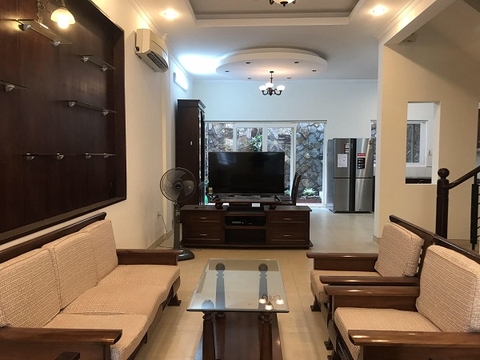 cho thuê villa khu combound nguyễn văn hưởng quận 2, giá cho thuê:1600$/tháng