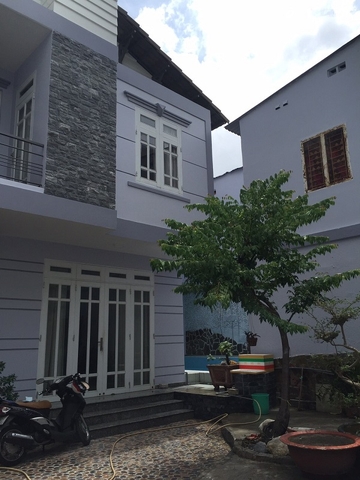 cho thuê nhà villa quận 3, đường trần quang diệu  giá cho thuê:30tr/tháng