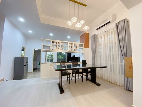 cho thuê villa biệt thự khu combound lan anh quận 2, giá cho thuê:2500$/tháng