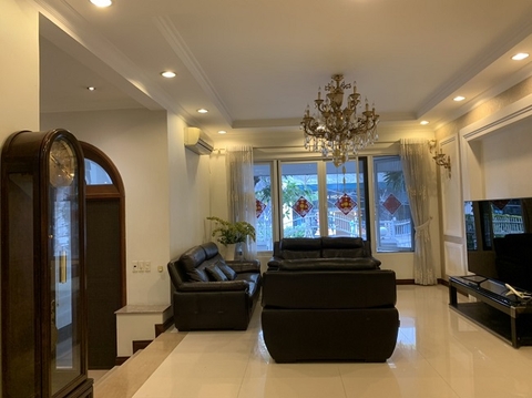 cho thuê villa saigon pear đường nguyễn hữu cảnh quận bình thạnh , giá cho thuê:5000$