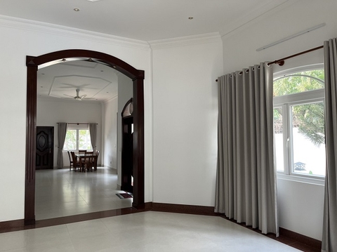 Cần cho thuê căn biệt thự ngay trung tâm phường thảo điền,quận 2