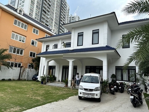 Cho thuê villa khu compound phường Thảo Điền, Q2 giá 6000$