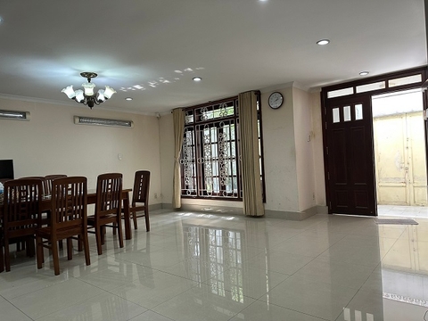 cho thuê nhà villa đường nguyễn cửu vân, p17 quận bình  thạnh gía 50tr