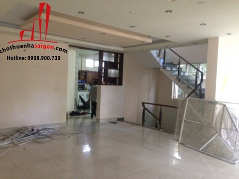 cần cho thuê villa dương văn an quận 2, giá cho thuê:2500$/tháng