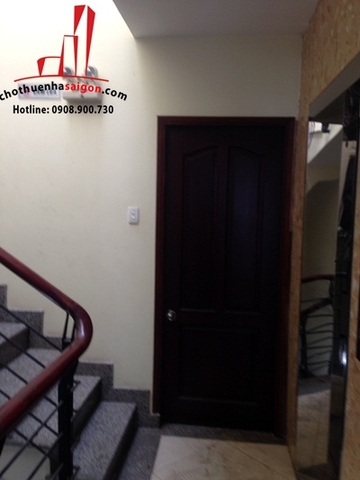 cần cho thuê nhà nguyên căn mặt tiền đường huỳnh mẫn đạt ,p19, quận 2, giá cho thuê:2500$/tháng