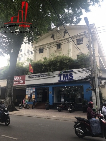 cần cho thuê villa nguyên căn mặt tiền đường võ văn  tần quận 3, giá cho thuê:10.000$/tháng