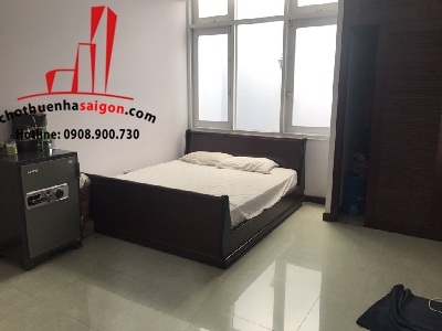 Cho thuê villa Huỳnh Văn Bánh, Phú Nhuận, 3 lầu, 65 triệu