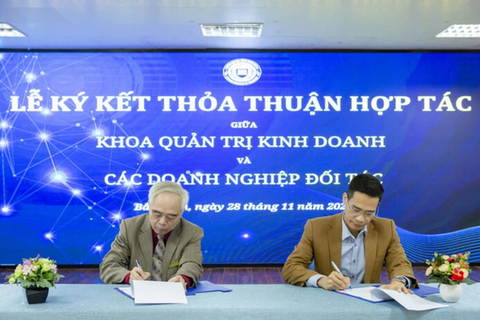 Lễ ký kết thỏa thuận hợp tác giữa Công ty TNHH Dụng Cụ Công Nghiệp HTV và Trường Đại học Công Nghệ Đông Á